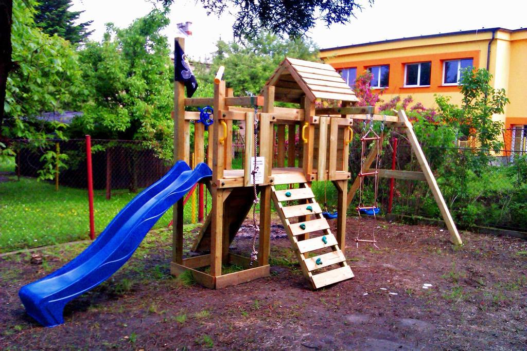 Kavarna Lucie S Ubytovanim Horní Těrlicko Eksteriør bilde
